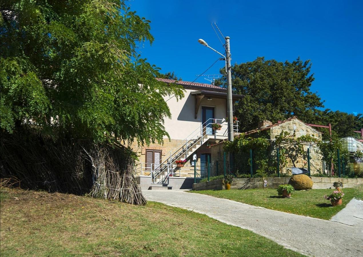 Le Pitture Casa Di Campagna Filiano Dış mekan fotoğraf