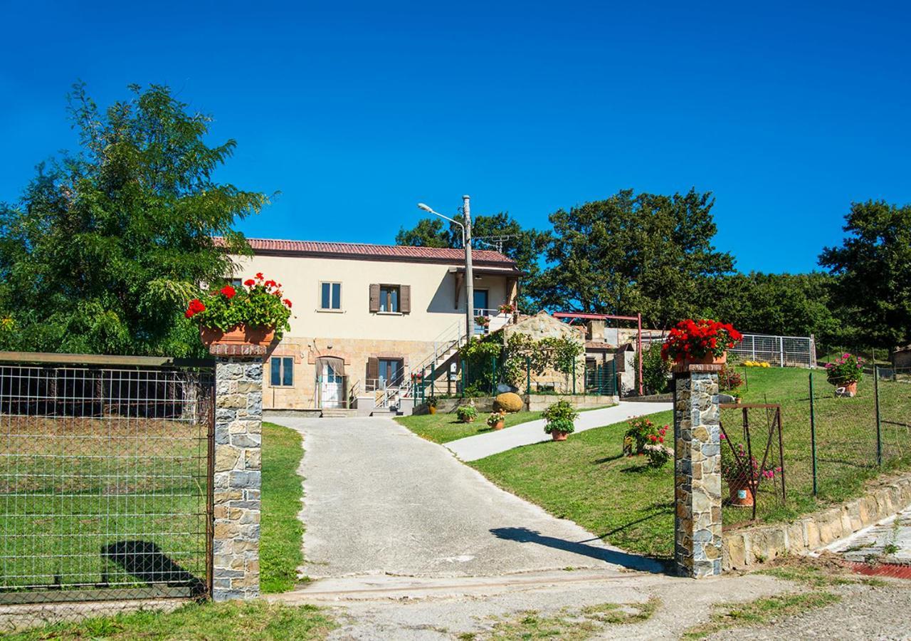 Le Pitture Casa Di Campagna Filiano Dış mekan fotoğraf